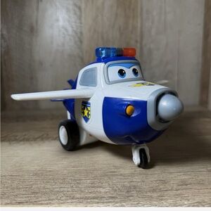 Super Wings Paul Police airplane Figure